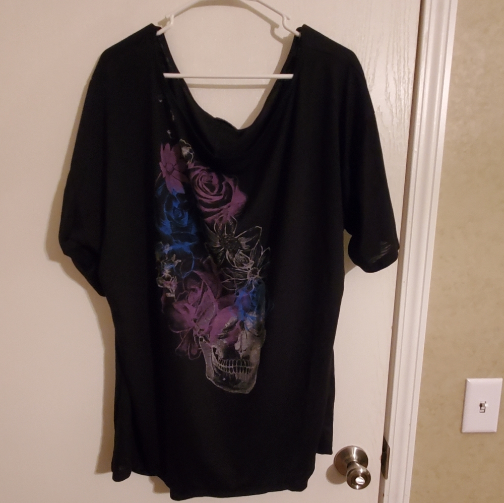 Torrid off shoulder black skull & flowers top 4X